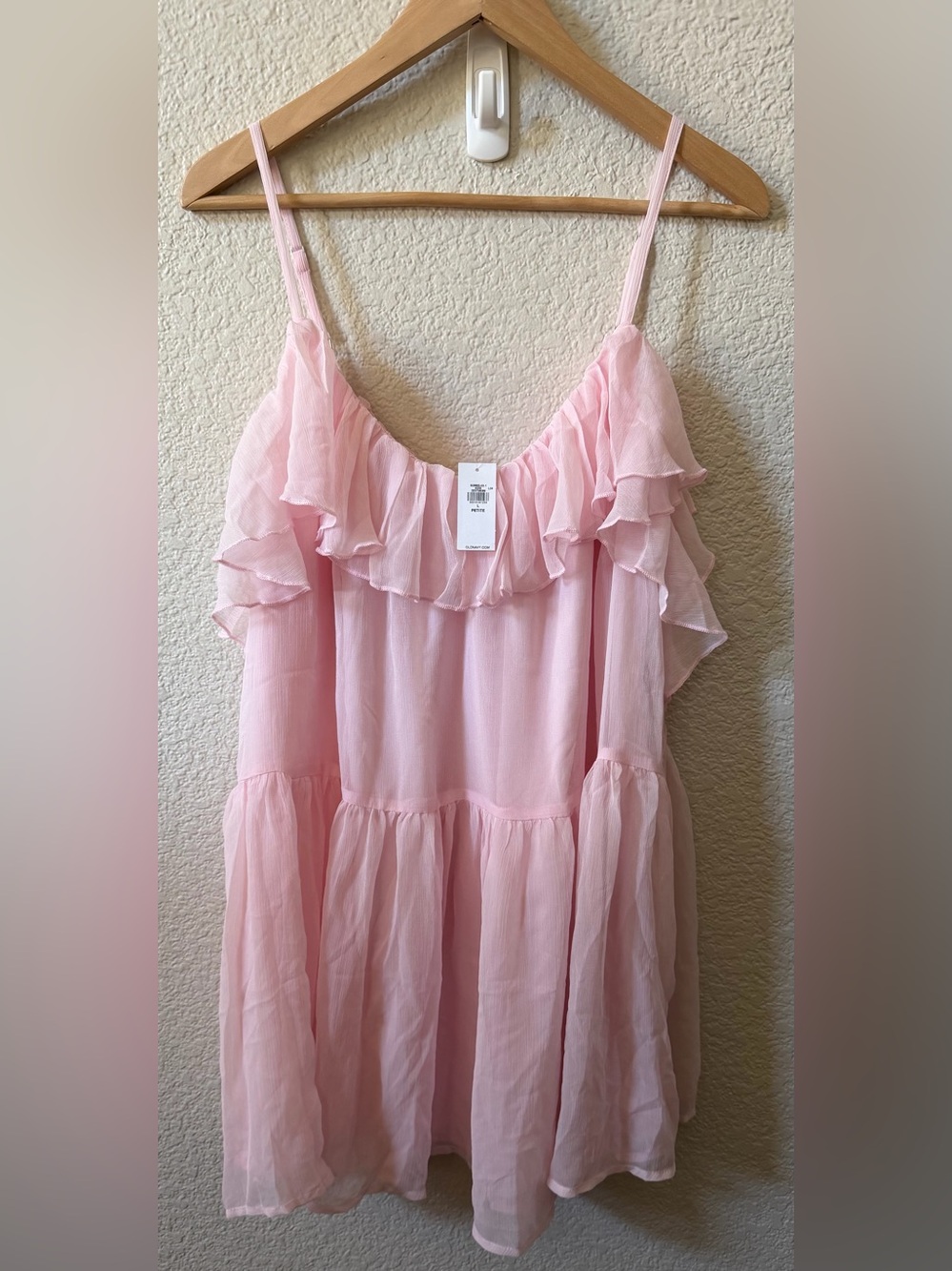Old Navy Large Petite Pink Chiffon Ruffle DIY Loofah/Princess Costume Halloween